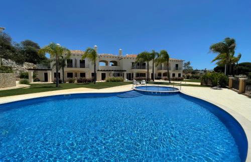 Villa Cascata, 3 bedroom, Pool, close to Olhos de Agua - Foto 9