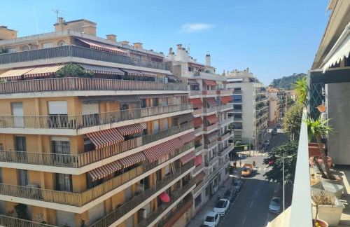 Superbe Appartement Luxueux Spacieux 50 m2 Port Nice - Photo 47