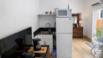 Quiet Studio Retreat attached to big House - Foto 5, toaster