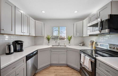 Beautiful Work Stay Retreat in Pueblo Near Downtown - Foto 78