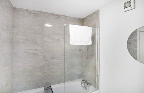 Sweet Home with Backyard in Howden-le-Wear for 3 - Foto 20