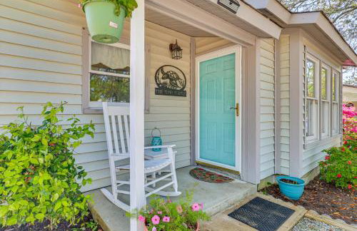 Oak Island Home w/ Fenced Yard, Walk to Long Beach - Foto 22