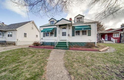 Walk to Lake Erie and Beach Access Home with Deck! - Foto 2