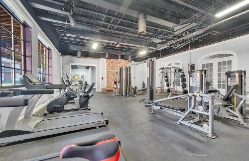 Lux Mins To Nascar HOF CDIA & Atrium Health - Foto 4