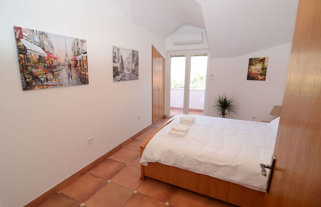 Maritimo Apartments - Photo 27