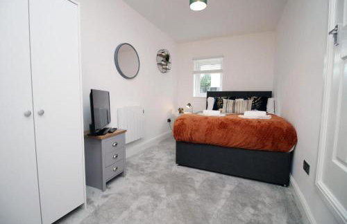 Spacious 2 Bedroom Apartment with Free parking - Foto 14