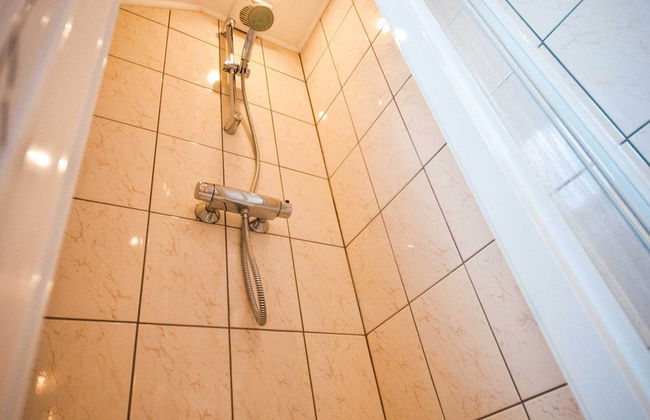 Modern Holiday Home in Stavelot With Fireplace - Photo 17