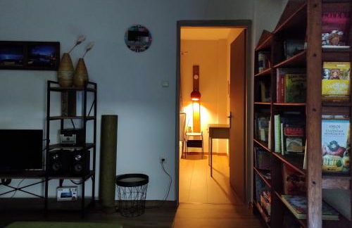 Kasoni Home , Απόλυτα κεντρικό διαμέρισμα μπροστά στη λίμνη - Foto 18