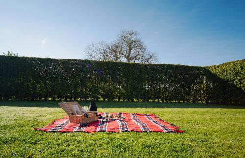 The Hay Barn at Humblebee Hall - Foto 23