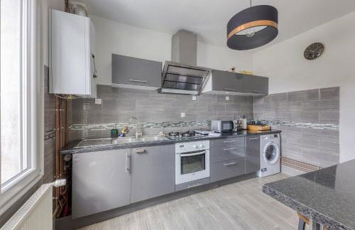 Modern House 7min to Paris Professionals and Family - Foto 8