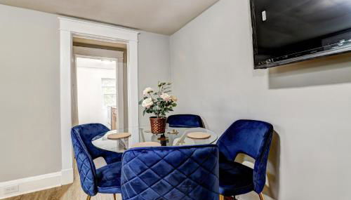 Comfy and Quaint 15m to Downtown - Photo 4