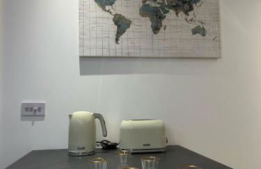 Modern 2-Bedroom Flat Near Wembley - 9 Minutes from Park Royal Station - Foto 11