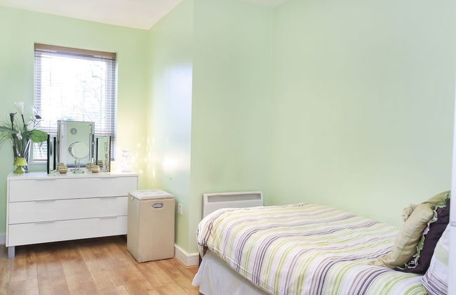 Riverbank View - Photo 9