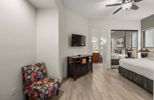 White Feather - Golf BBQ Patio Pool & Spa Access - Foto 35