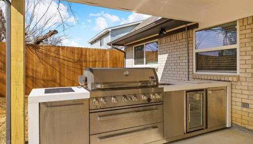 Frisco Getaway Hometel w the Spa and Outdoor Kitchen - Foto 4