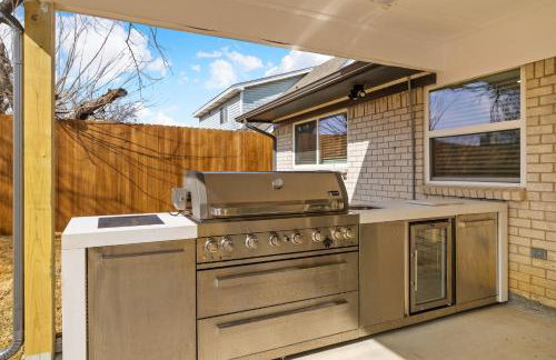 Frisco Getaway Hometel w the Spa and Outdoor Kitchen - Foto 4