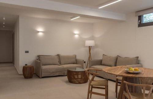 Amalthia Villa, Heated Pool & Walk to the Beach, By ThinkVilla - Photo 42