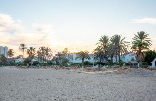 Apartamento en complejo residencial con piscina y garaje a 100m del mar - Foto 29