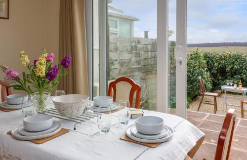 Awalek, Cumber Close - Foto 1