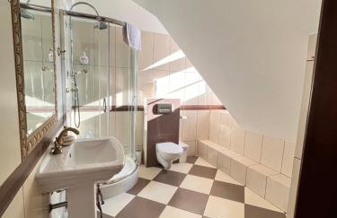 Dwór Sulejów - Photo 47