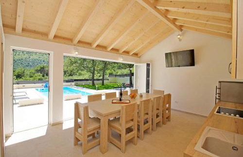 VILLA SKURA private heated pool 32m2, summer kitchen, 4 bedrooms, garden - Photo 6
