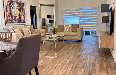 Beautiful 5BR home near Disney with private pool, large yard & BBQ - Foto 7