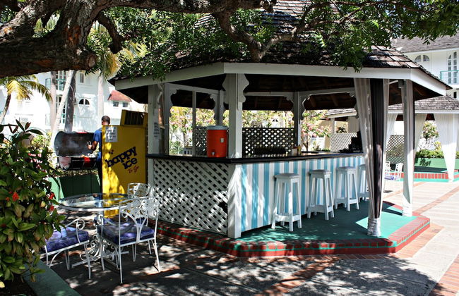 Private 2 Bedroom Beachfront Penthouse Condo Ocho Rios, Jamaica - Foto 39