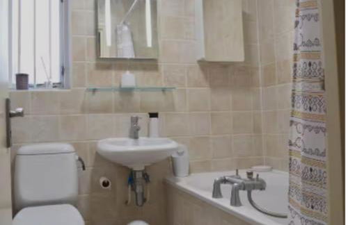 Charming 2 Bedroom Home 3 mins from Arsenal Station - Foto 17