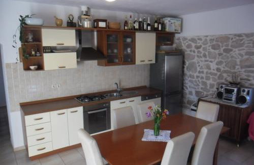 Apartments with a parking space Lukoran (Ugljan) - 11203 - Foto 13