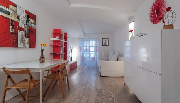 Red Studio near Porta Nuova - Foto 4, Zona de estar