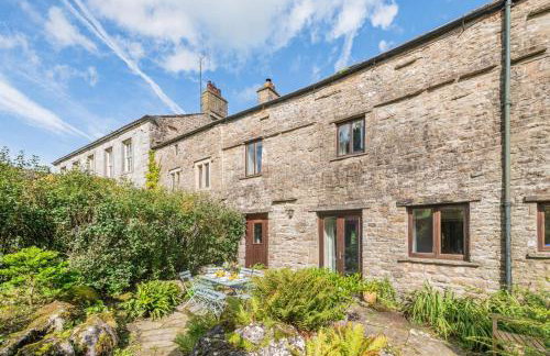 4 Bed in Hawes oc-g33122 - Photo 1