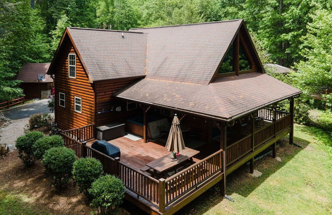 Tree Top Lodge - Gorgeous Lake Cabin With Hot Tub & Magnificent Views Of Forests And Mountains! 3 Bedroom Cabin by Redawning - Foto 64