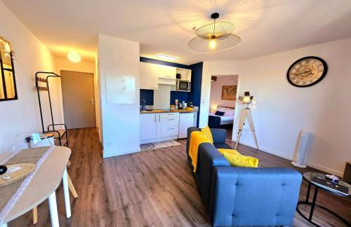 Appartement Résidentiel avec parking/Proche Centre - Foto 3