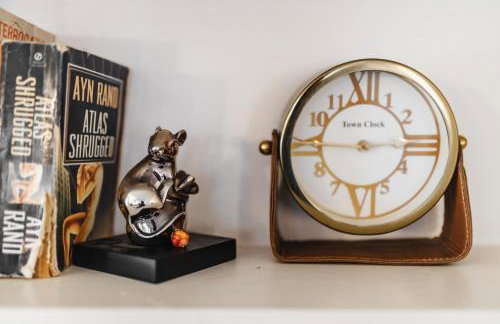 Historic Victorian Gem in UT Downtown Free Parking - Foto 9