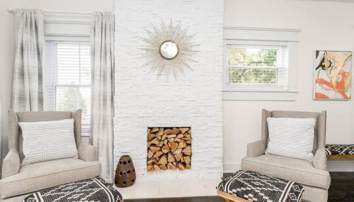 Spacious 5BR/5.5BA Near Plaza & Museum - Photo 3