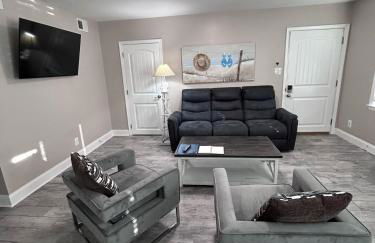 Beach Block Parking Modern Decor Porch - Foto 38