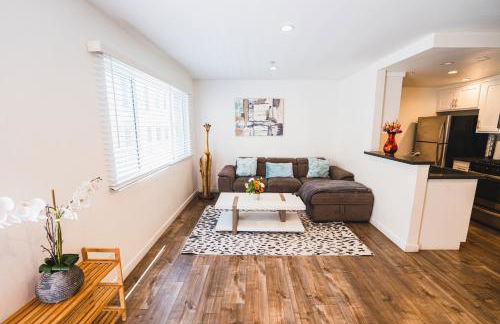 Stylish One Bedroom in Hollywood Koreatown Area with Parking - Foto 14