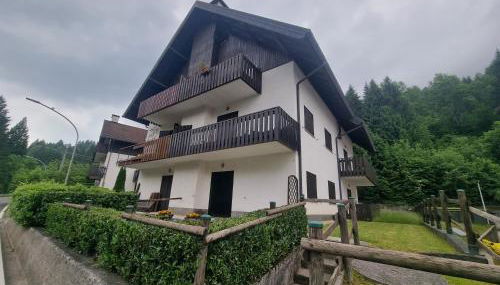 La Casa degli Sbilfs - Wi-Fi, Netflix e Garage Box , a 2 minuti dal Monte Zoncolan - Foto 2