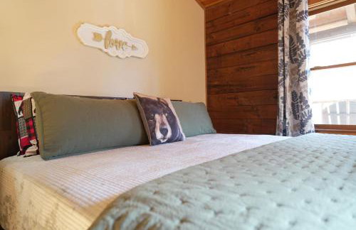 LOVE SHACK - Photo 28
