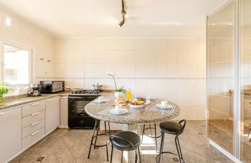 Refúgio com piscina, lareira e conforto, 1h de SP - Photo 63