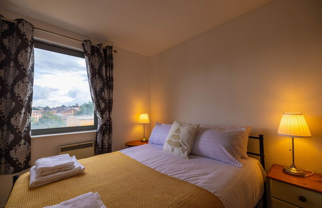 Beautiful and Spacious 2-bed Apartment in London - Foto 6