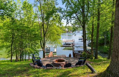 Lucky Dozen Lakehouse - Foto 76