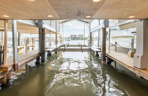 Lakefront 3BR w Balconies Near French Qtr - Foto 18