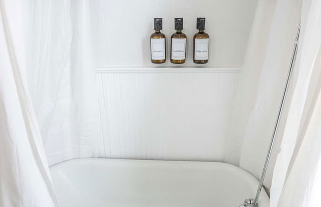 Work Crew Haven Spacious Corporate Lodging - Photo 27