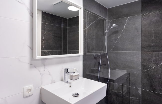 Rhino Studios - Photo 37