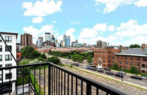 E426 Luxury 3 Bedroom Condo In Downtown Minneapolis, Minutes From Minneapolis Convention Center & US Bank Arena - Foto 2