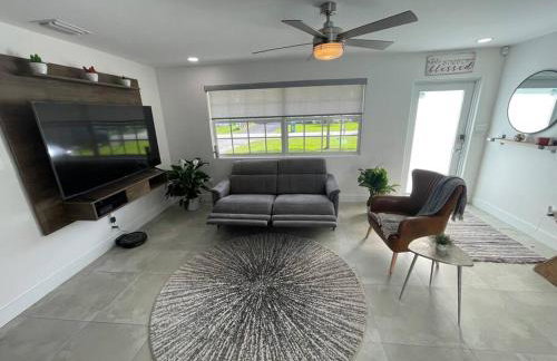 Modern pool home on the lake near Hardrock FLL airport - Foto 23