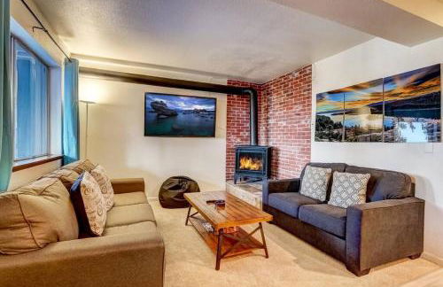 Spacious Lakeview Heavenly Mountain Escape! - Foto 1