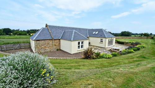 Hawthorn House - Photo 3