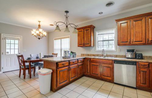 about 13 Mi to Ole Miss Private Family-Friendly Home! - Foto 7